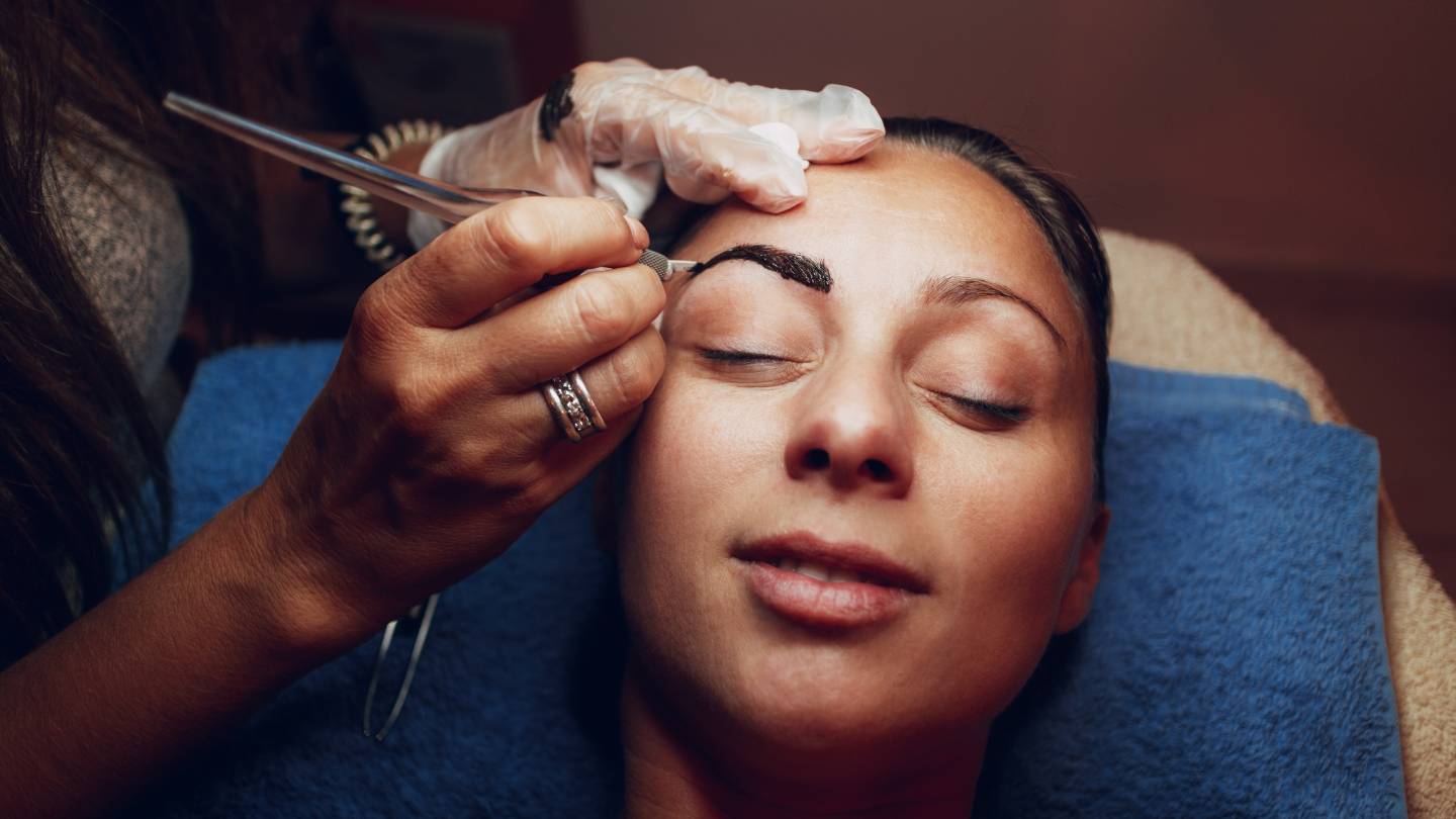 can you choose an eyebrow shape with microblading 1