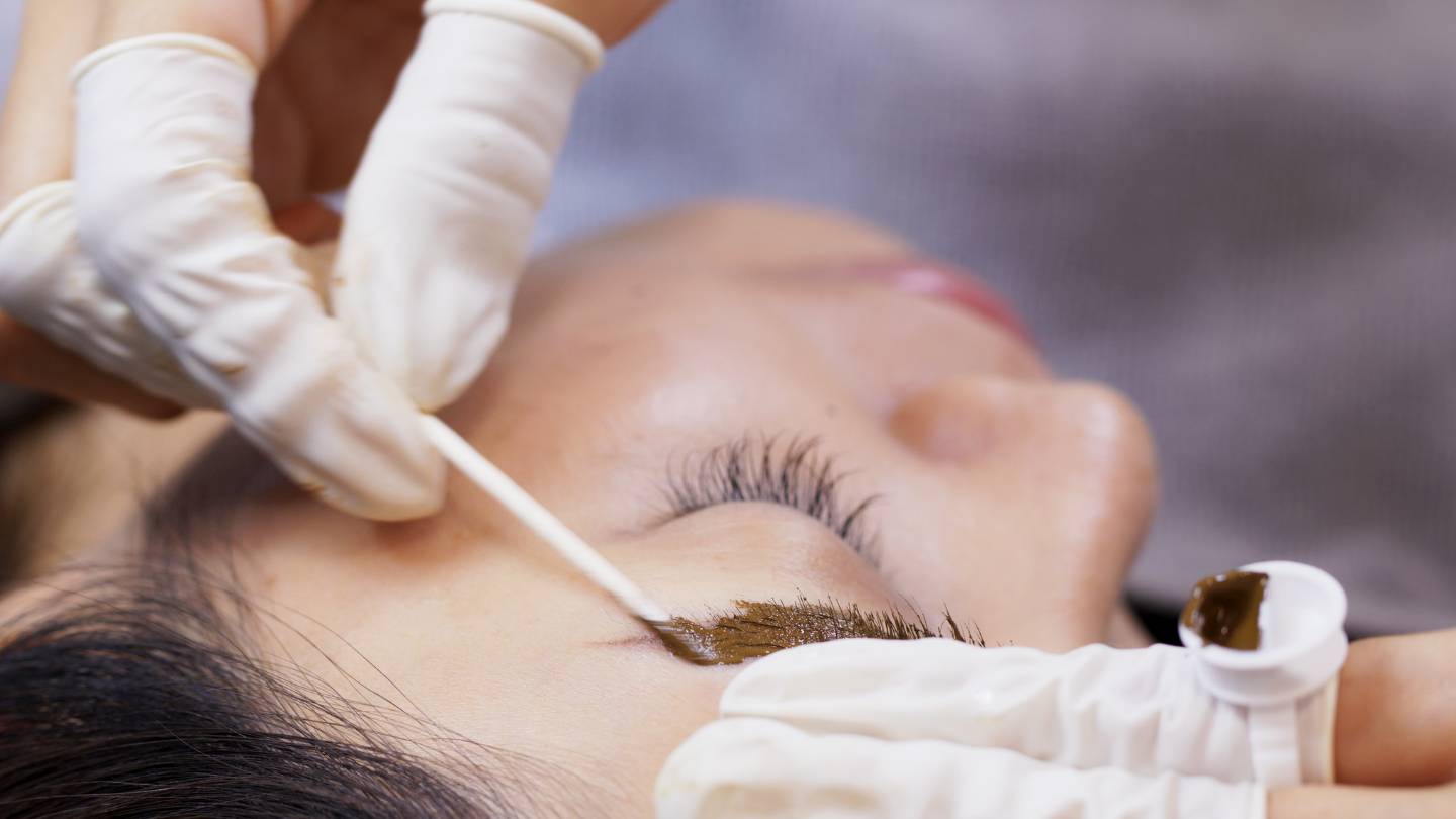 how can you avoid a microblading mistake 1