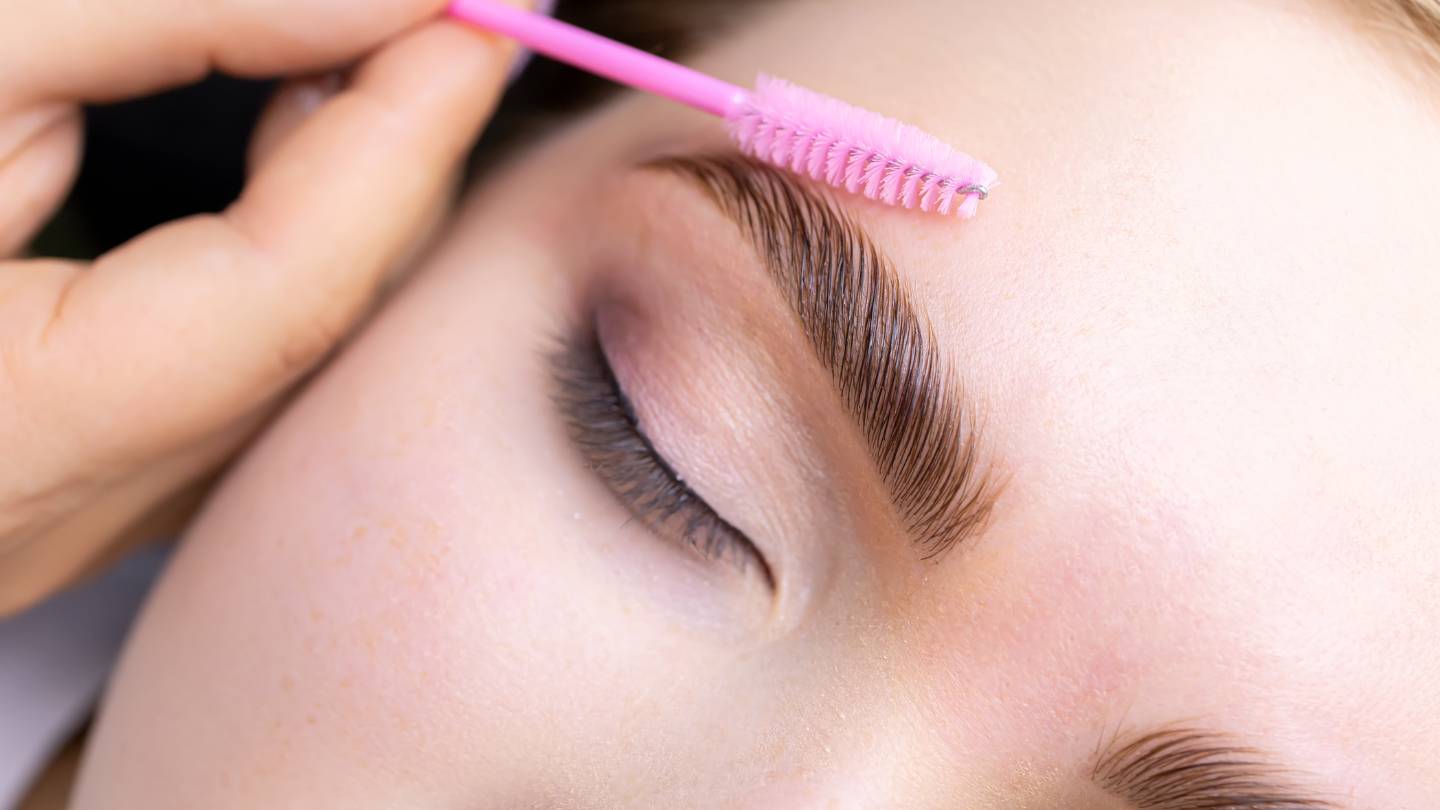 what is eyebrow feathering and how is it different from other methods