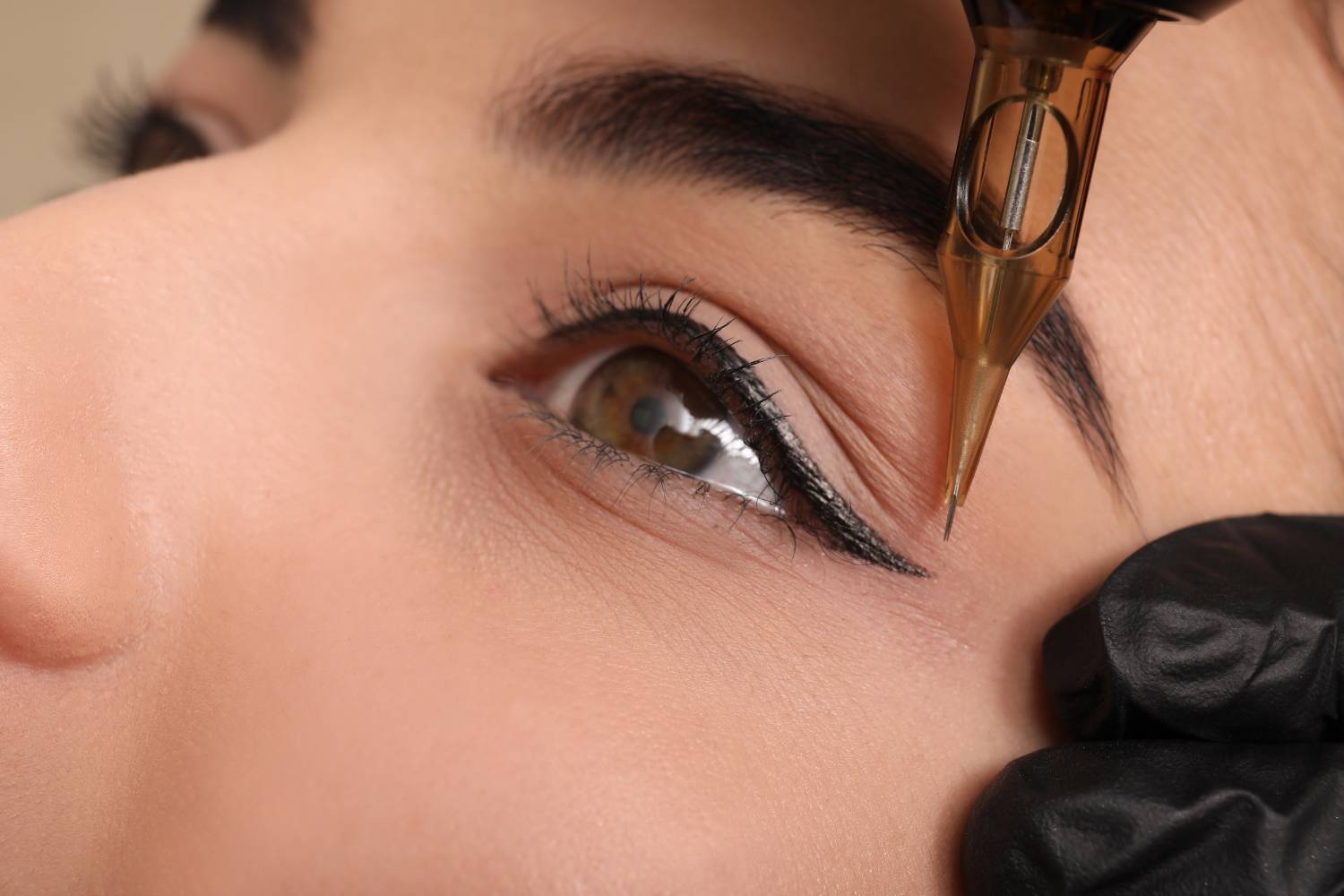 how can eyeliner tattoos make your morning routine easier 2