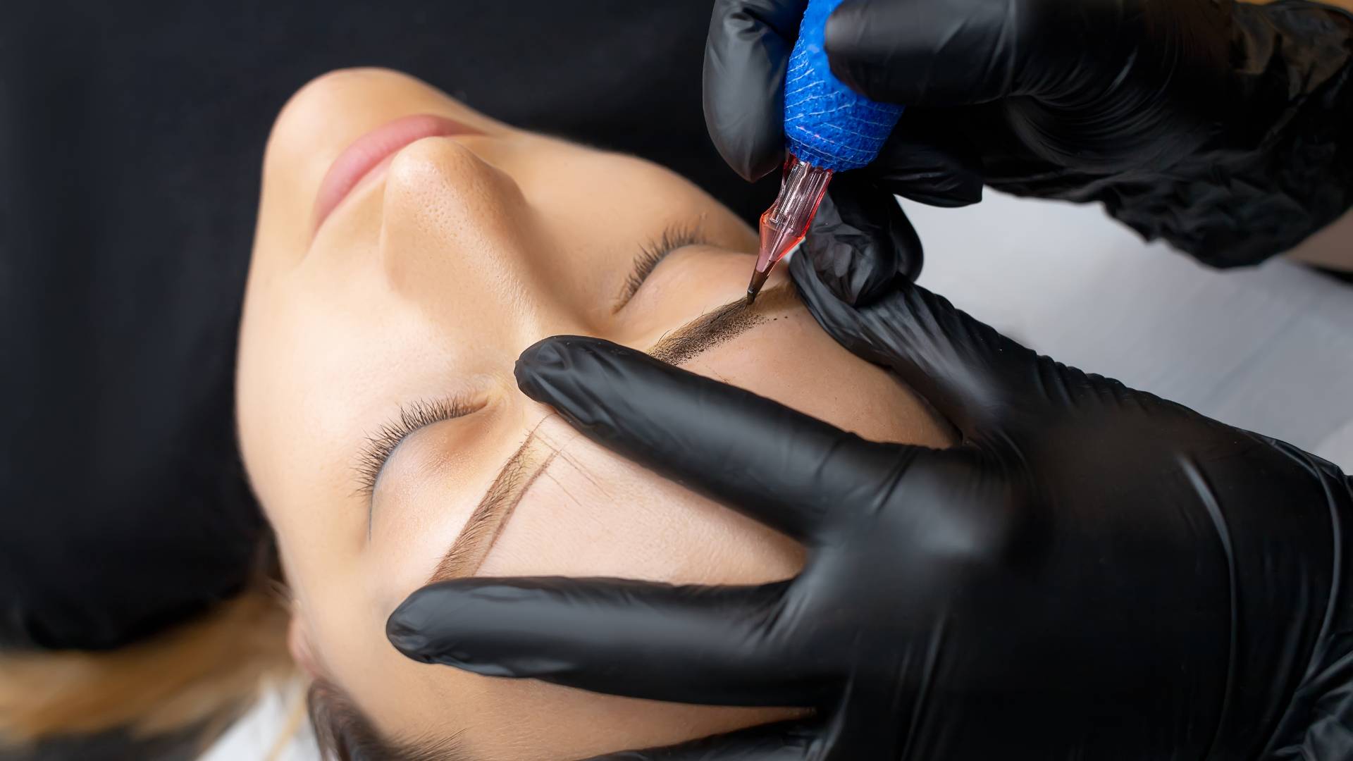 what should you look for in a cosmetic tattoo artist